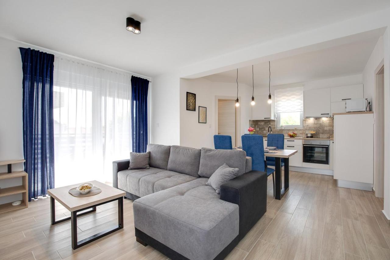 Apartment Jugo Punat